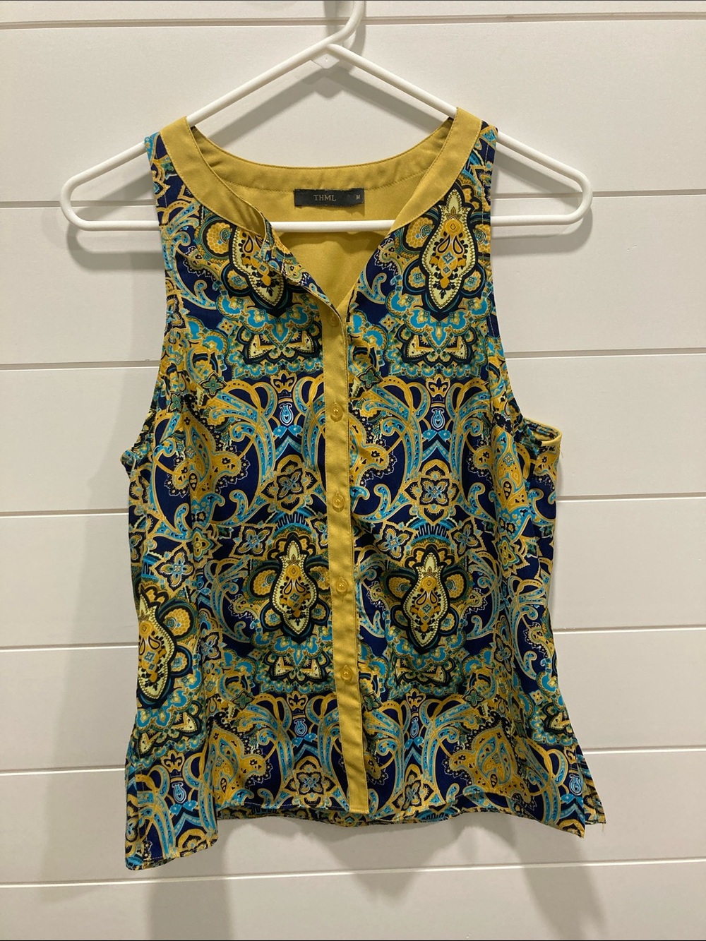 THML Boho Paisley Print Button Tank Top Yellow Blue Medallion Blouse Size M-EUC